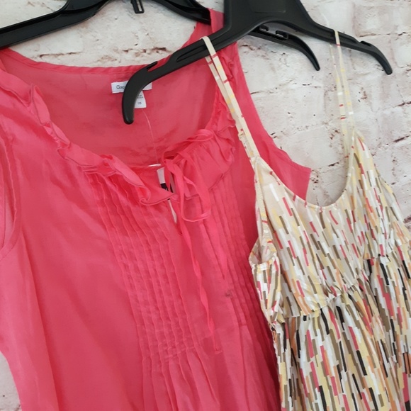 FINAL! NWT Gap Sz XS Bundle of 2 Summer Tops - Picture 2 of 6